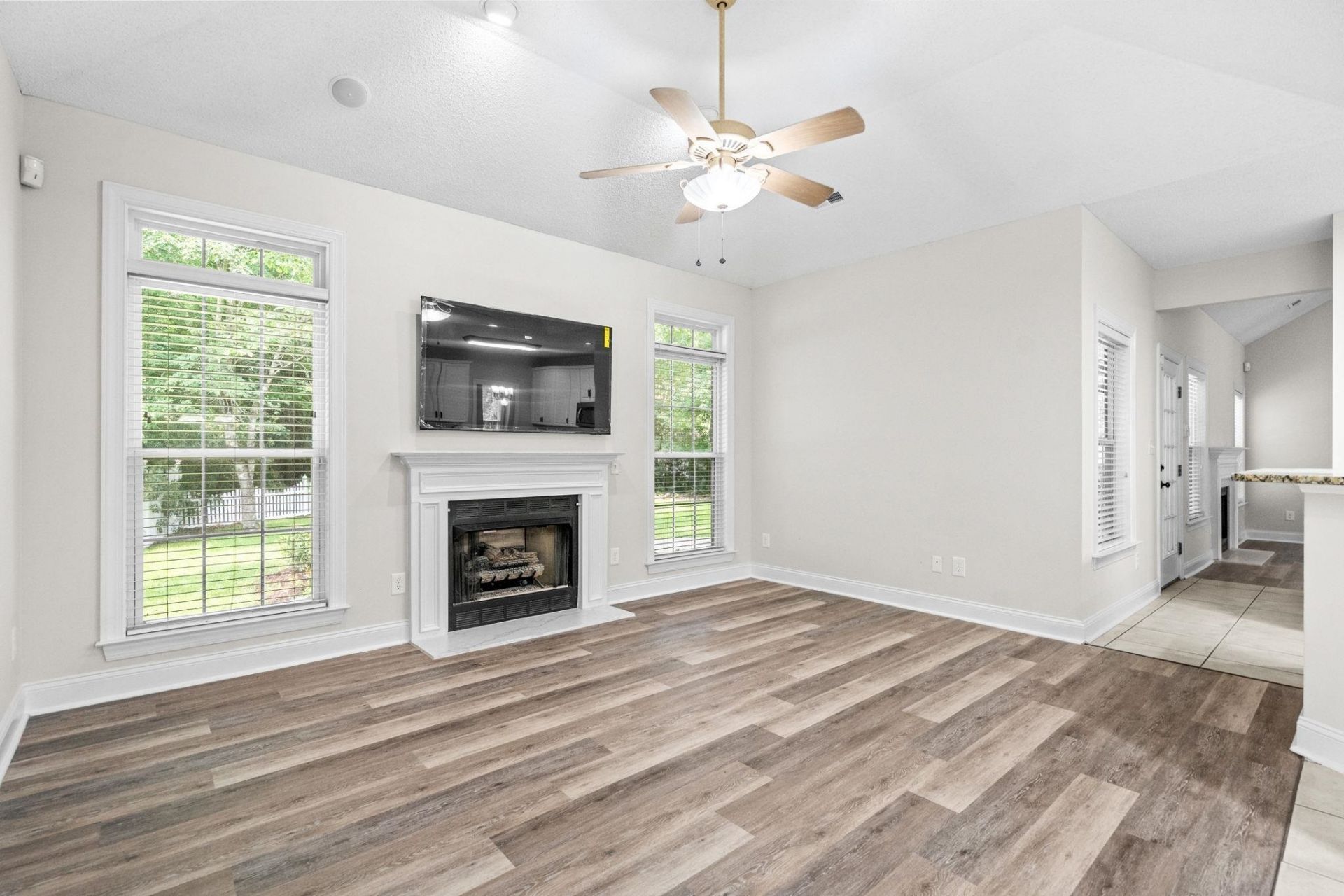 4002 Edenborough Dr. Photo 20
