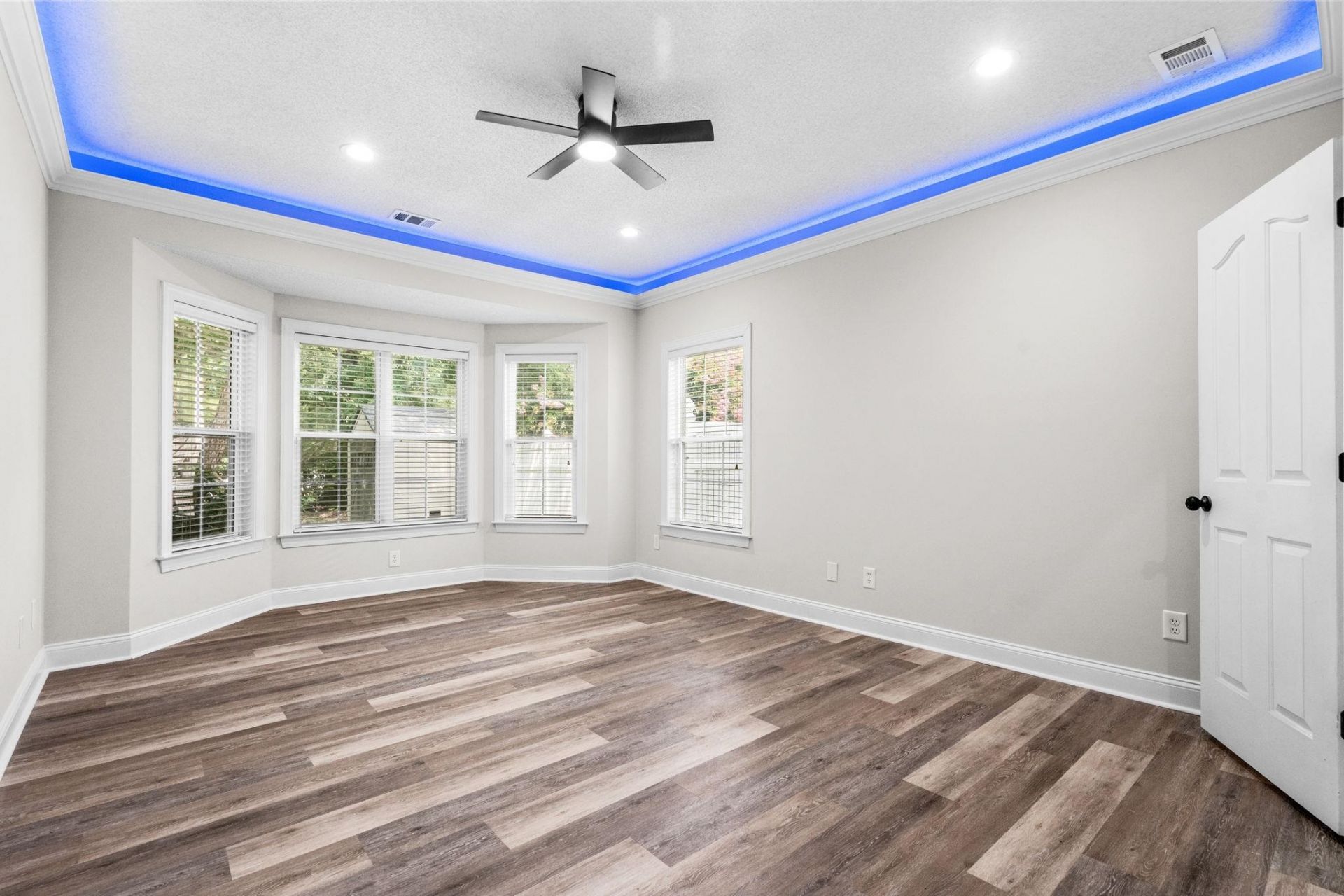 4002 Edenborough Dr. Photo 40