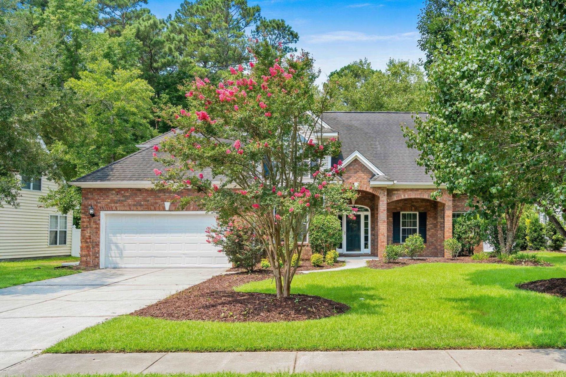 4002 Edenborough Dr. Photo 7