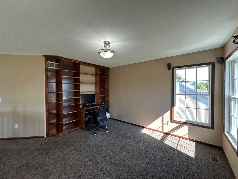 4358 Donald Drive, Hilliard, OH 43026 Photo 16