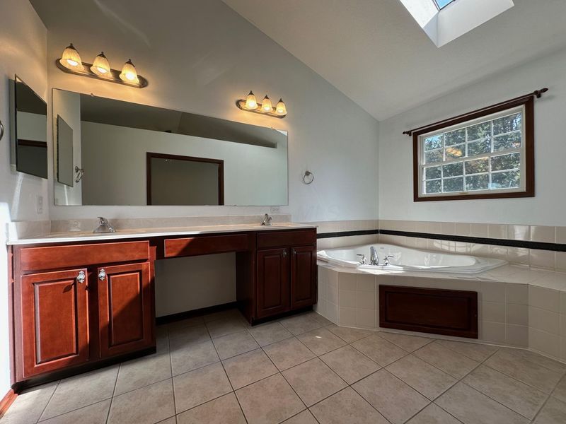 4358 Donald Drive, Hilliard, OH 43026 Photo 19