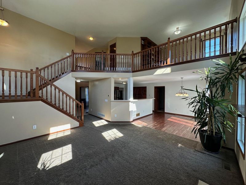 4358 Donald Drive, Hilliard, OH 43026 Photo 5