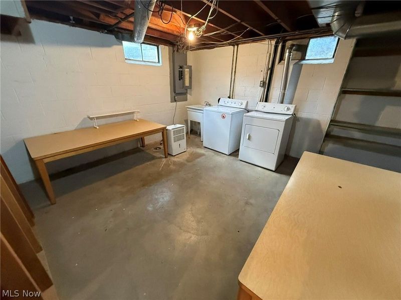 928 S Broadway Street, New Philadelphia, OH 44663 Photo 23