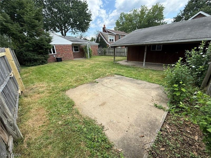 928 S Broadway Street, New Philadelphia, OH 44663 Photo 32