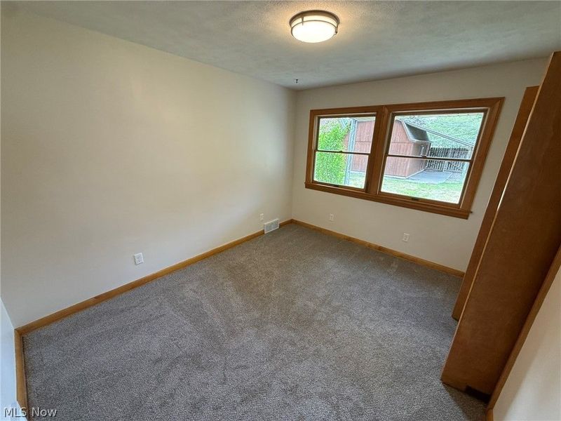 928 S Broadway Street, New Philadelphia, OH 44663 Photo 7