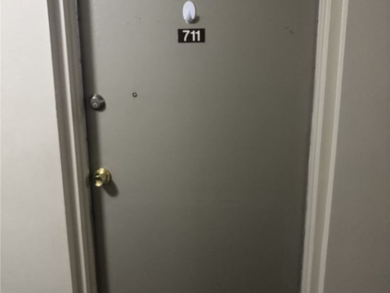 14567 Madison Avenue, Unit 711, Lakewood, OH 44107 Photo 7