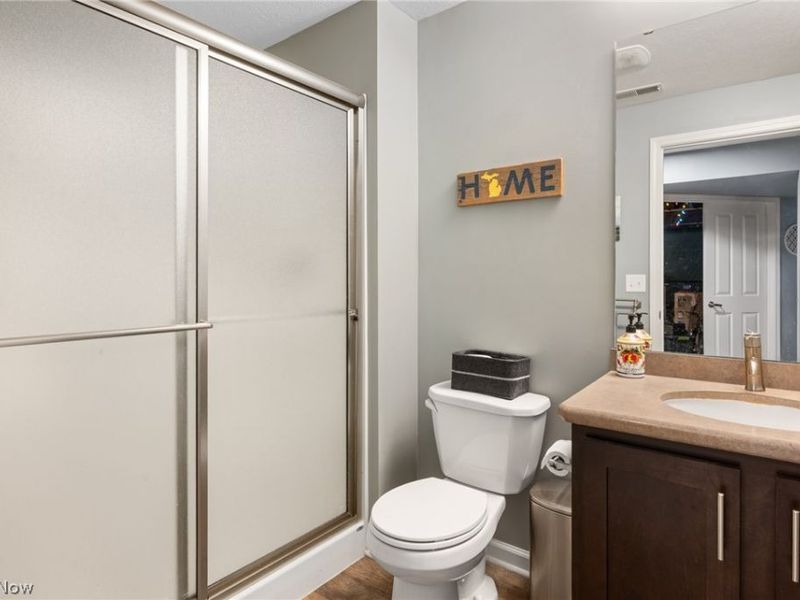 49820 Greystone Drive, Amherst, OH 44001 Photo 31