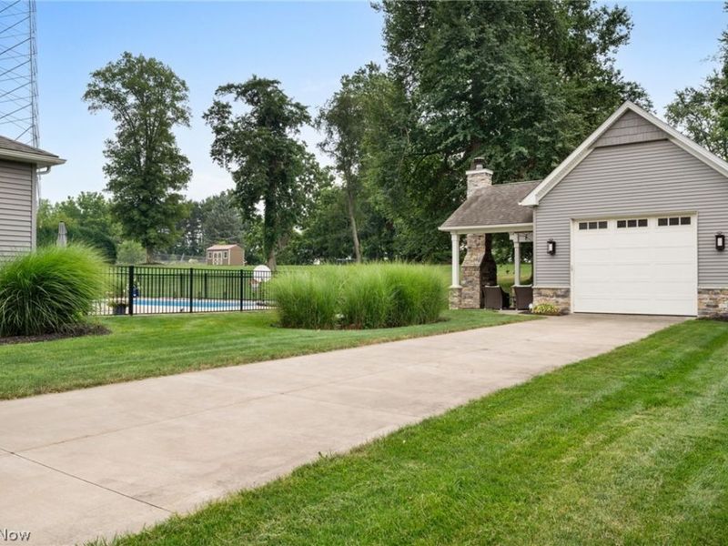 49820 Greystone Drive, Amherst, OH 44001 Photo 36