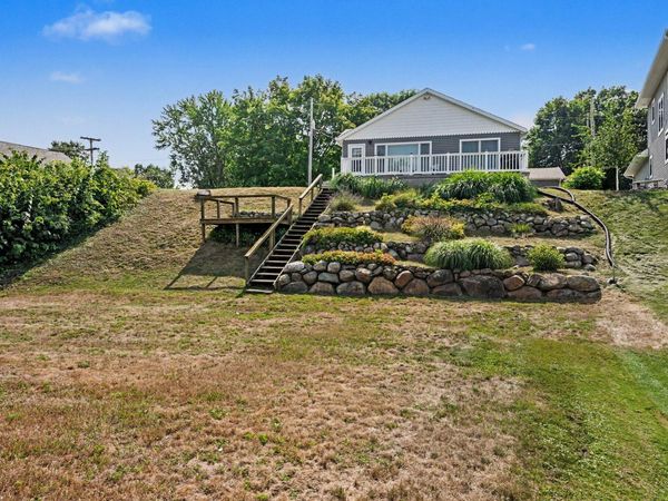 731 Beechwood Drive, Delton, MI 49046