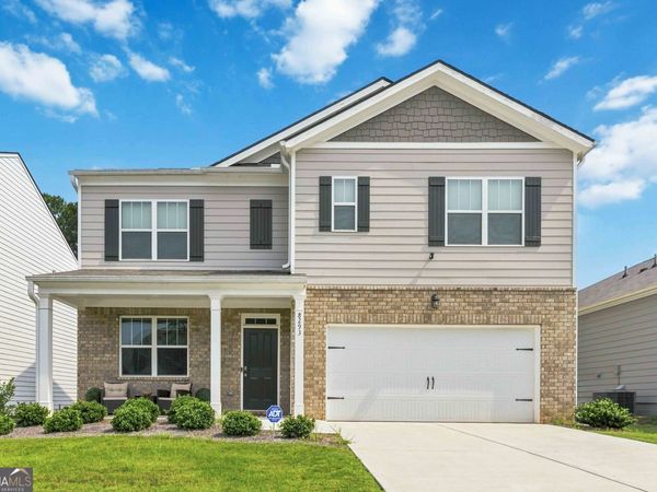 8293 Bluewater Drive, Fairburn, GA 30213