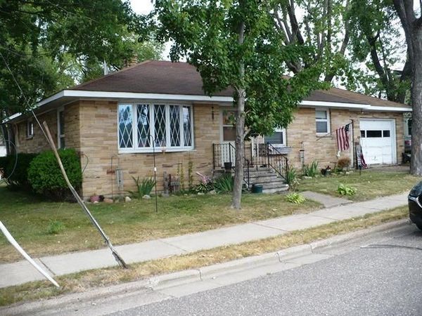 102 W SCHOOL STREET, Greenwood, WI 54337