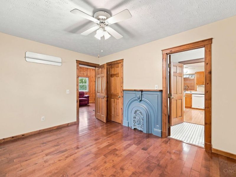 6583 Schweitzerhoff Road, Cincinnati, OH 45247 Photo 13
