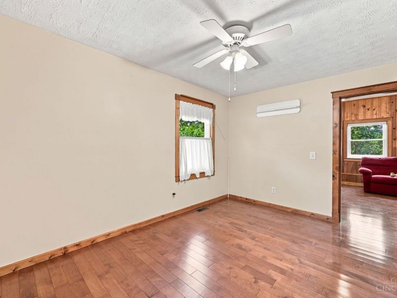 6583 Schweitzerhoff Road, Cincinnati, OH 45247 Photo 15
