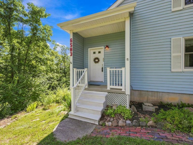 6583 Schweitzerhoff Road, Cincinnati, OH 45247 Photo 2