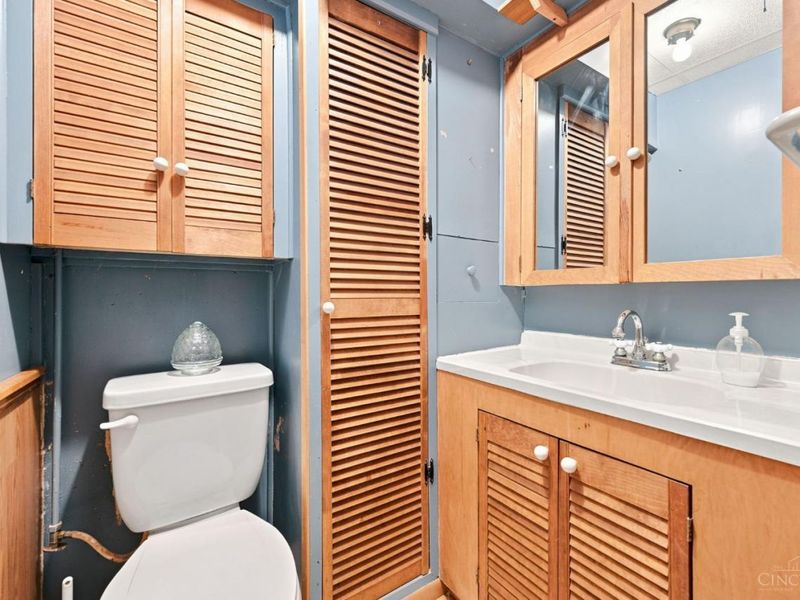 6583 Schweitzerhoff Road, Cincinnati, OH 45247 Photo 26