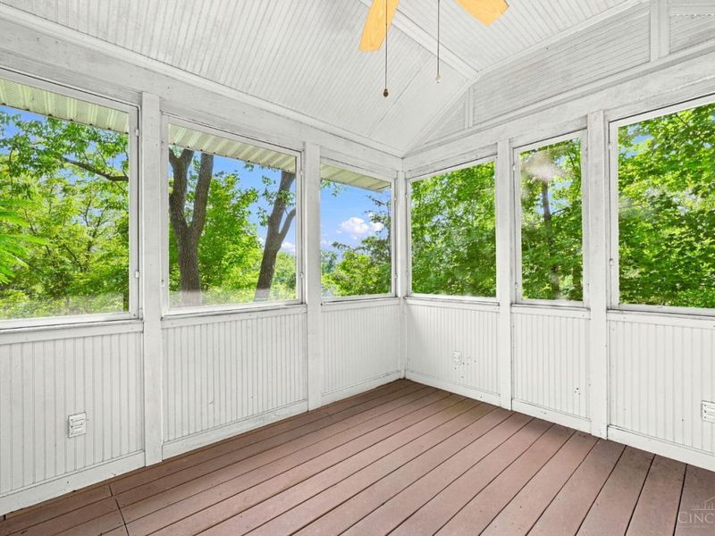 6583 Schweitzerhoff Road, Cincinnati, OH 45247 Photo 31