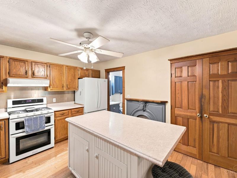 6583 Schweitzerhoff Road, Cincinnati, OH 45247 Photo 8