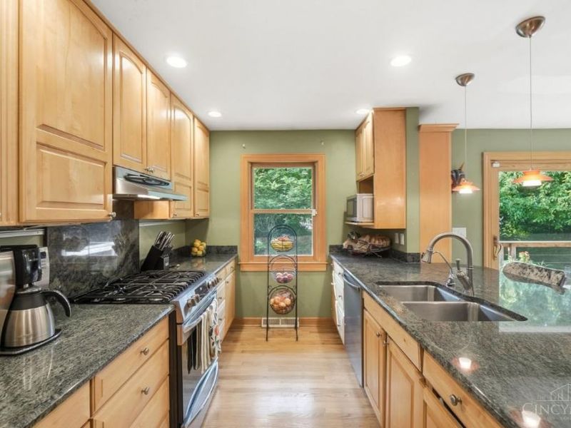4733 Elizabeth Place, Blue Ash, OH 45242 Photo 17