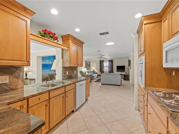 721 Canton AVE, LEHIGH ACRES, FL 33972