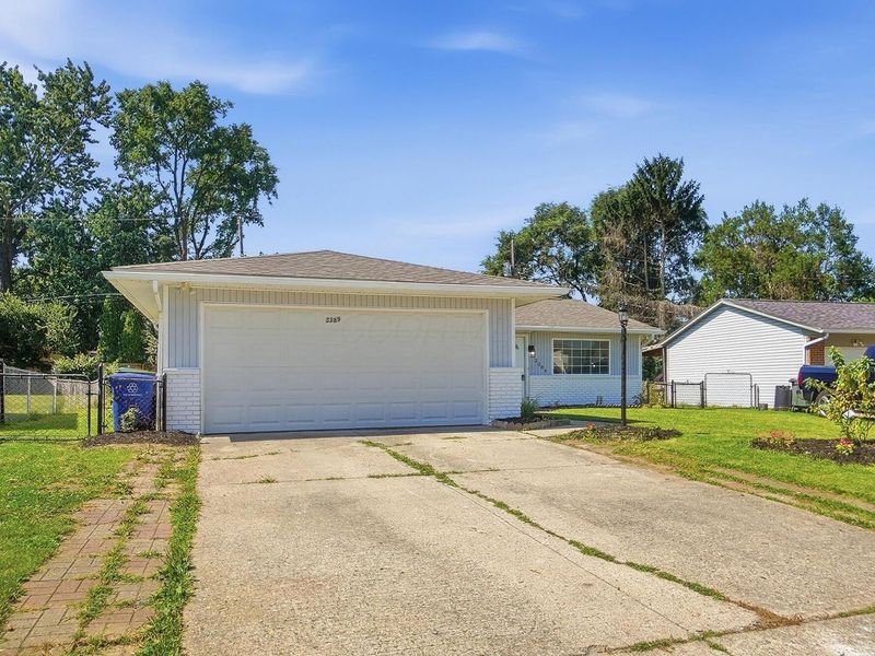 3389 Dillward Drive , Columbus, OH 43219 Photo 2