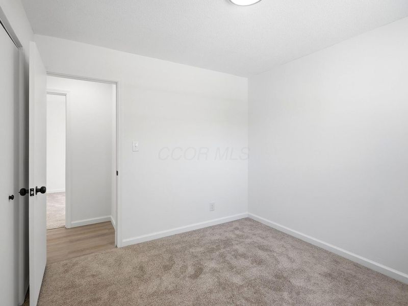 3389 Dillward Drive , Columbus, OH 43219 Photo 27