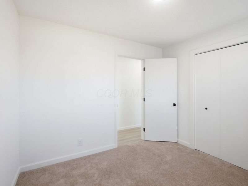 3389 Dillward Drive , Columbus, OH 43219 Photo 36