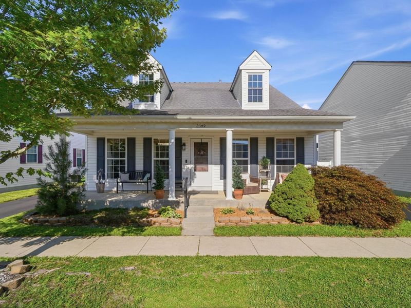 2349 Hotchkiss Street , Grove City, OH 43123 Photo 2