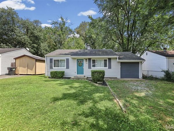 204 Lucinda Drive , Fairview Heights, IL 62208