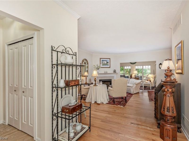383 Woodside Drive, Northfield, OH 44067 Photo 5
