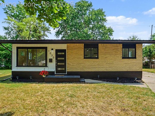 1030 McKeighan Avenue, Flint, Mi 48507