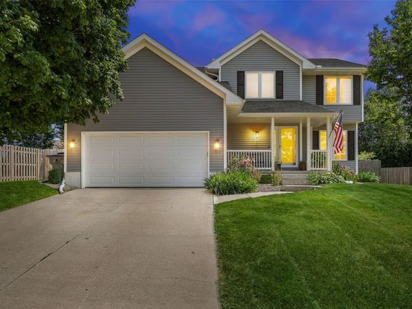 7112 Walden Rd NE , Cedar Rapids, IA 52402