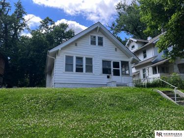 2808 N 45th Street, Omaha, NE 68104