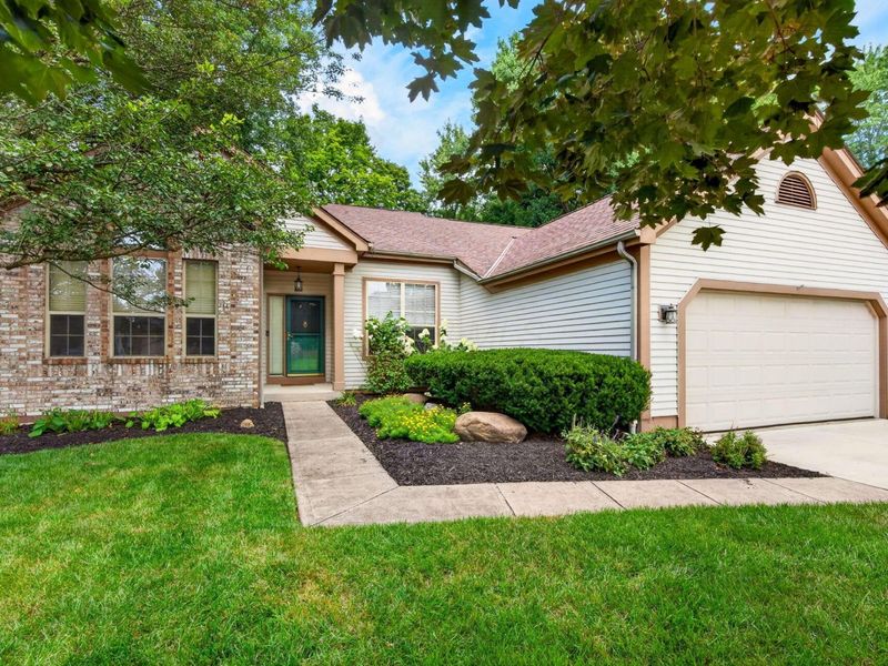 8502 Landseer Drive , Reynoldsburg, OH 43068 Photo 2