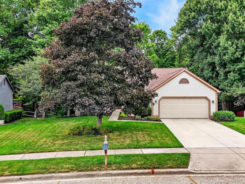 8502 Landseer Drive , Reynoldsburg, OH 43068 Photo 3