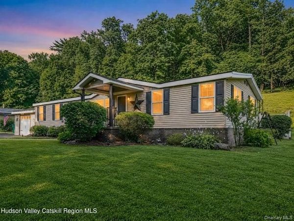 618 Old Stage Road , Saugerties, NY 12477