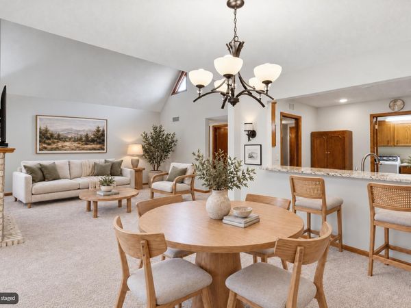 6100 Auto Club Road, Unit 305, Bloomington, MN 55438
