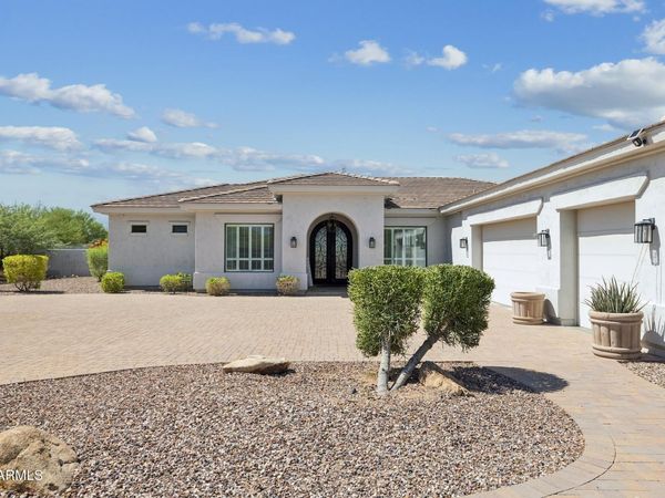5847 E Quail Track Drive, Scottsdale, AZ 85266