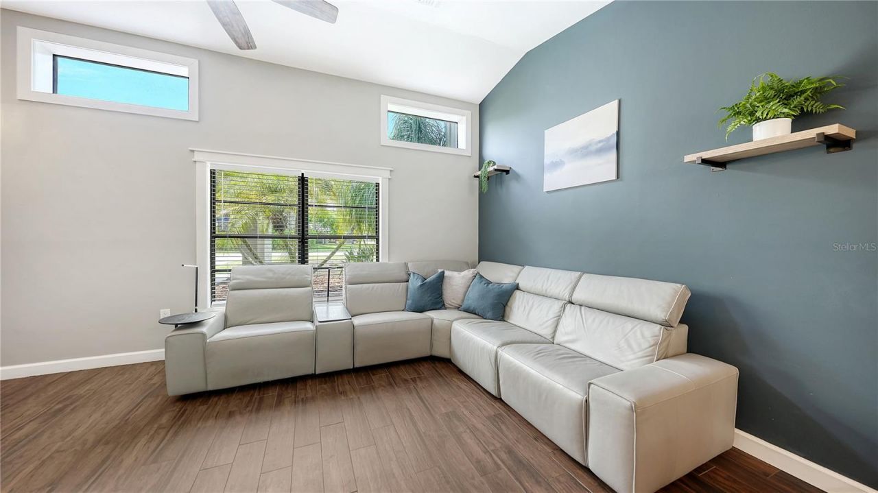 1551 Georgetowne Lane, Sarasota, FL 34232 Photo