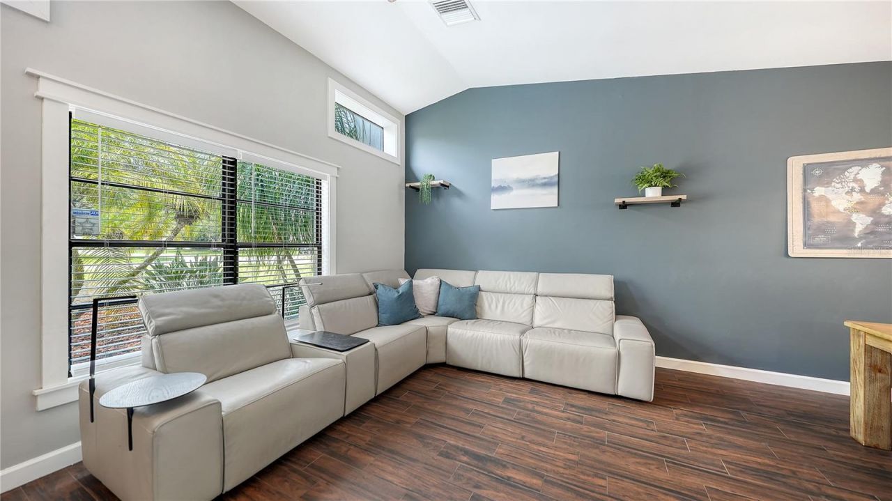 1551 Georgetowne Lane, Sarasota, FL 34232 Photo