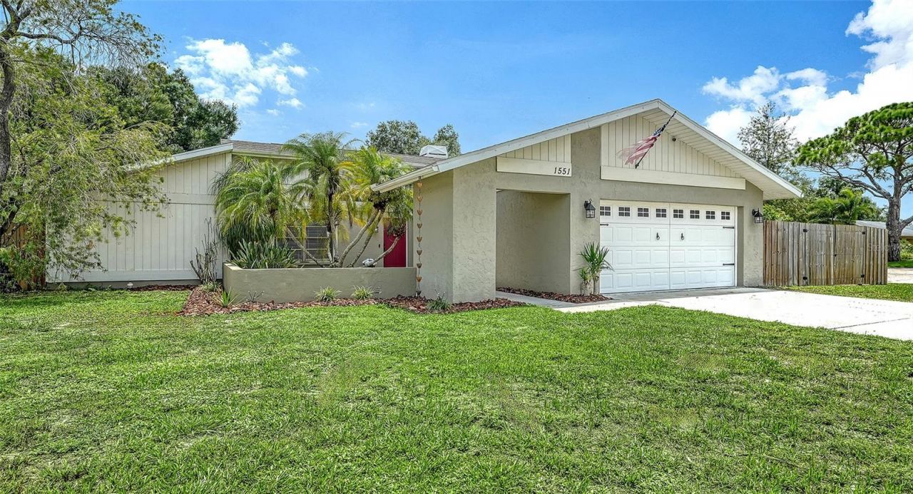 1551 Georgetowne Lane, Sarasota, FL 34232 Photo