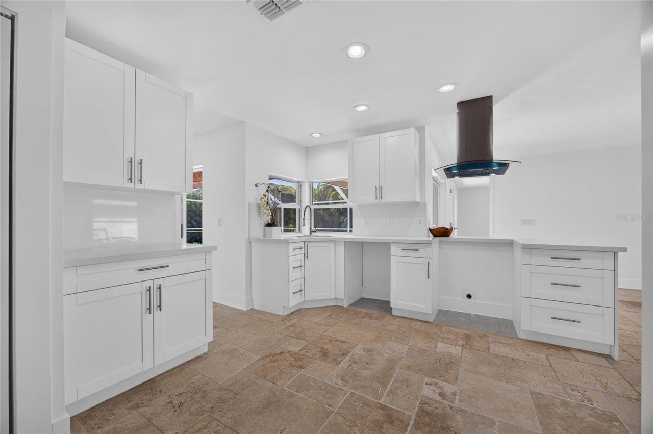 6049 Perthshire Lane, Fort Myers, FL 33908 Photo