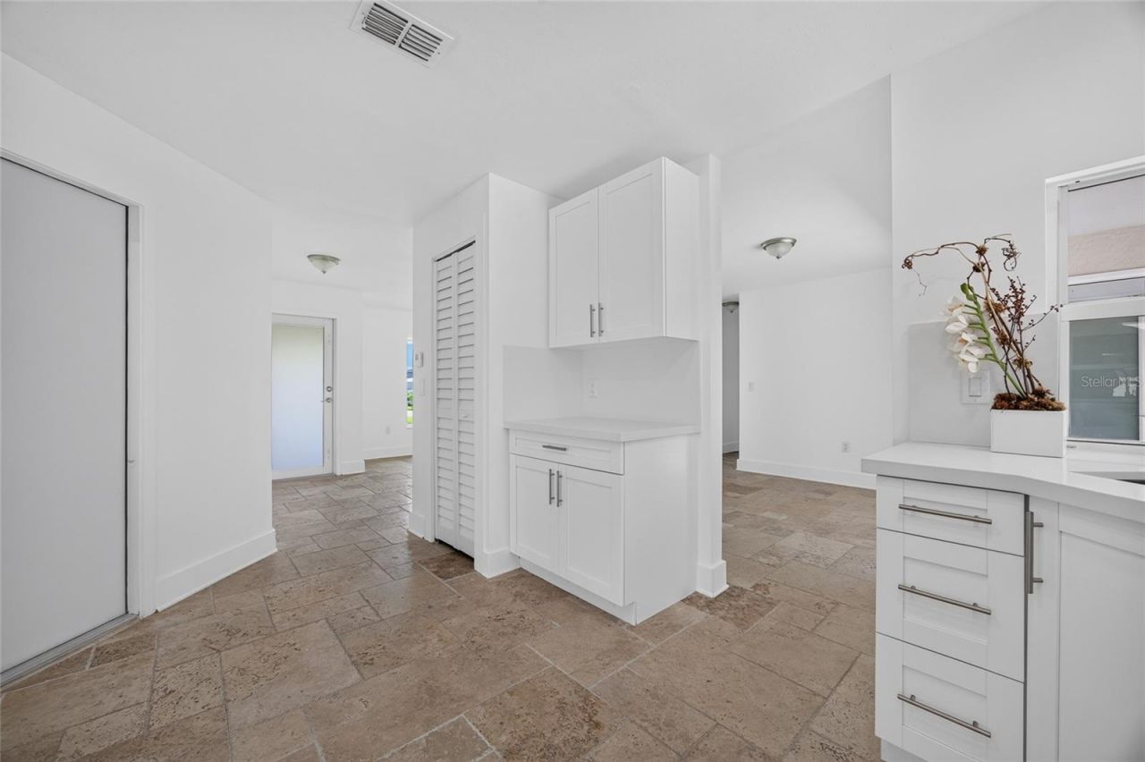 6049 Perthshire Lane, Fort Myers, FL 33908 Photo
