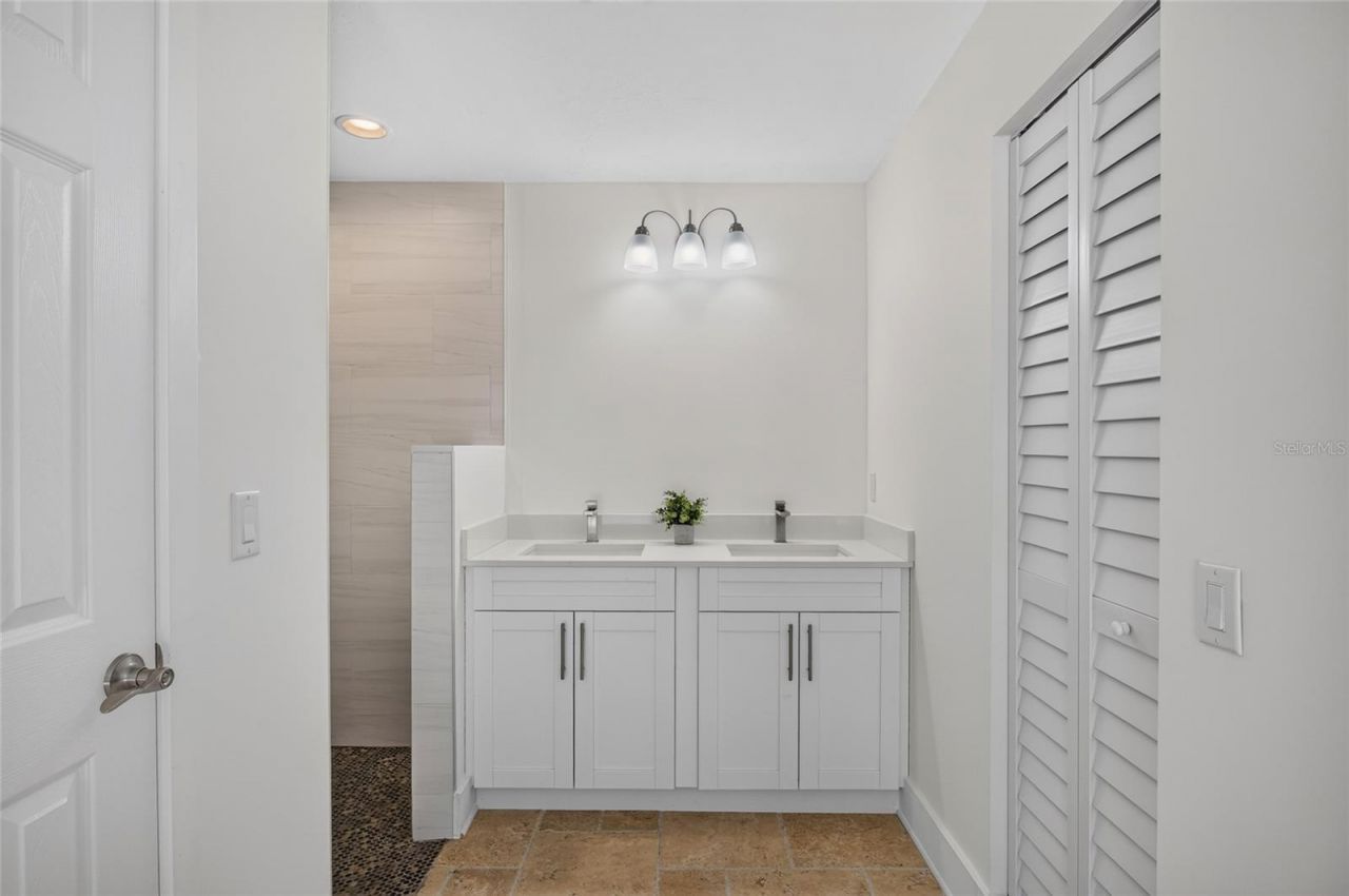 6049 Perthshire Lane, Fort Myers, FL 33908 Photo