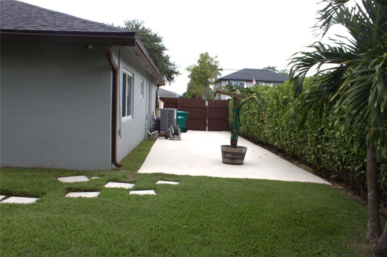 12480 SW 2nd Street, Plantation, FL 33325 Photo
