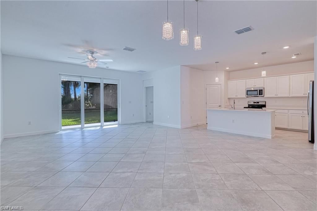 9146 Leatherwood Loop, Lehigh Acres, FL 33936 Photo