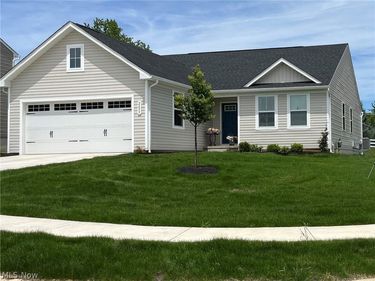 2655 Elkford Circle NE, Canton, OH 44721