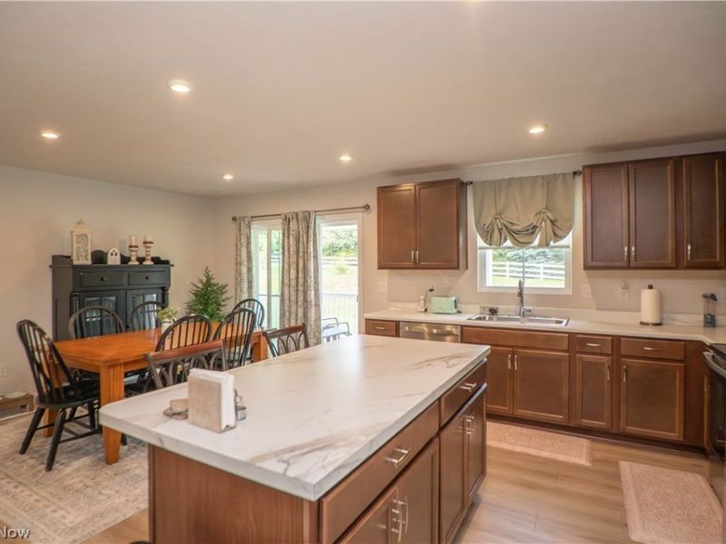 2655 Elkford Circle NE, Canton, OH 44721 Photo 16
