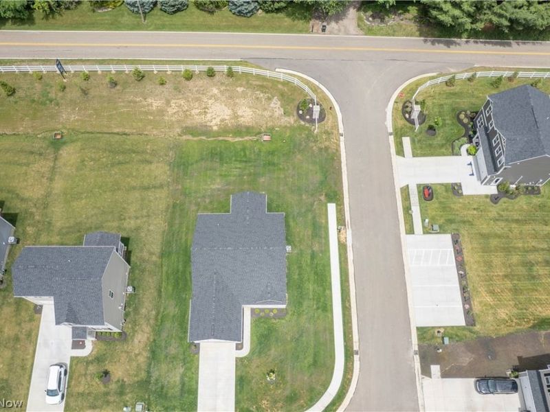 2655 Elkford Circle NE, Canton, OH 44721 Photo 3