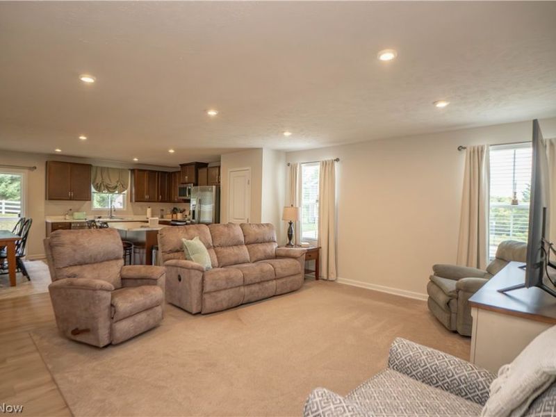 2655 Elkford Circle NE, Canton, OH 44721 Photo 9