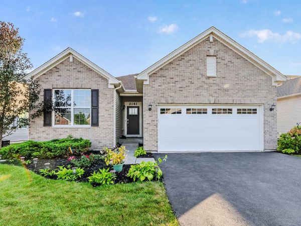 2141 Magenta Lane , Algonquin, IL 60102